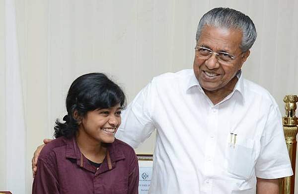 ഹനാന്റെ ചികിത്സാ ചെലവ് സര്‍ക്കാര്‍ വഹിക്കുമെന്ന് ആരോഗ്യമന്ത്രി 