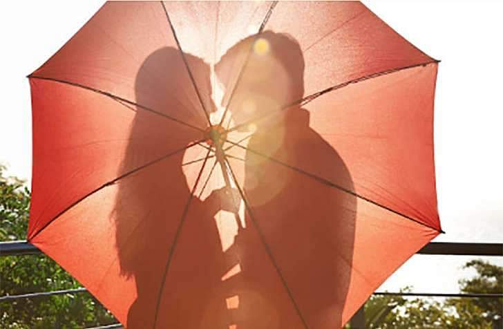 പ്രചരണത്തിനിടെ കറങ്ങിയ ചക്കരയും സിപിഎം പ്രാദേശിക നേതാവും ലോക്കല്‍ കമ്മറ്റിയില്‍ നിന്ന് പുറത്ത്