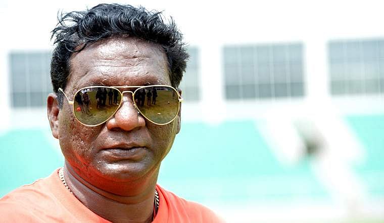 ആലത്തൂരില് നിന്ന് ലോക്സഭ തെരഞ്ഞെടുപ്പില് മത്സരിക്കുമോ?; ഐ എം വിജയന്റെ ഉത്തരമിതാണ്
