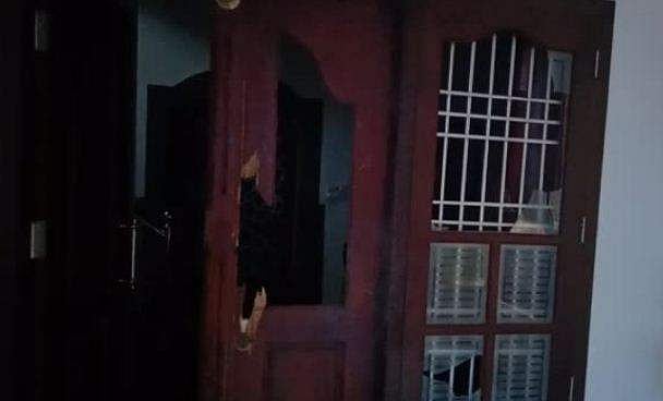 പേരാമ്പ്രയില്‍ സിപിഎം പ്രവര്‍ത്തകന്റെ വീടിന് നേരെ ബോംബേറ്