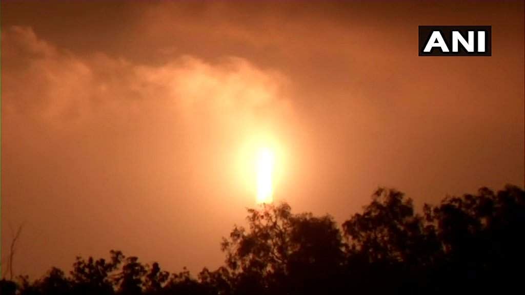 കലാംസാറ്റ് ഭ്രമണപഥത്തിൽ ;  ഏറ്റവും ഭാരം കുറഞ്ഞ ഉപഗ്രഹം വിജയകരമായി വിക്ഷേപിച്ച് ഐഎസ്ആര്‍ഒ