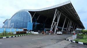 തിരുവനന്തപുരം വിമാനത്താവളം സ്വകാര്യവല്‍ക്കരിക്കും: ലേലത്തില്‍ സംസ്ഥാന സര്‍ക്കാരിന് പരിഗണന നല്‍കുമെന്ന് വ്യോമയാന മന്ത്രാലയം 