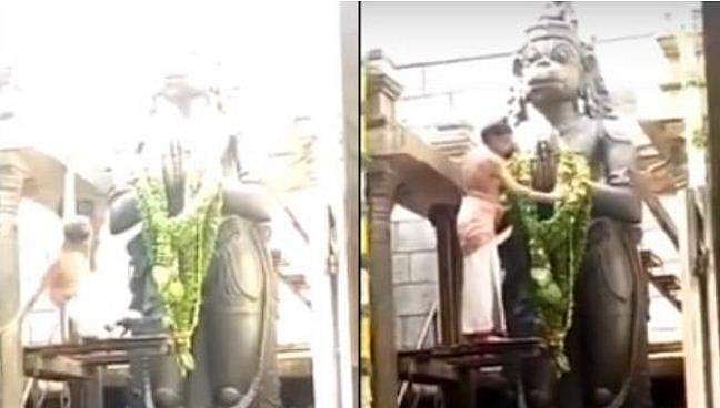 ഹനുമാന്‍ പ്രതിഷ്ഠയില്‍ മാല ചാര്‍ത്തുന്നതിനിടെ 11 അടി ഉയരത്തില്‍ നിന്ന് കാല്‍ തെറ്റി വീണു; പൂജാരിക്ക് ദാരുണാന്ത്യം ( വീഡിയോ) 