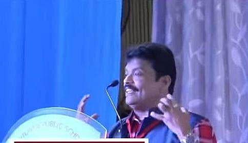'ജഗദീഷിന്റെ ഭാര്യയുടെ ഗതികേട്; പകല്‍ മുഴുവന്‍ ആശുപത്രി ശവങ്ങളുടെ കൂടെ, വൈകിട്ട് വീട്ടില്‍ വന്നാല്‍ മറ്റൊരു ശവത്തിന്റെ കൂടെ'; പ്രസംഗം വൈറല്‍