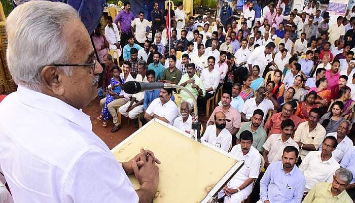 എകെ ആന്റണിക്ക് നിറംമാറുന്ന ജന്തുവിന്റെ സ്വഭാവം: കാനം രാജേന്ദ്രന്‍