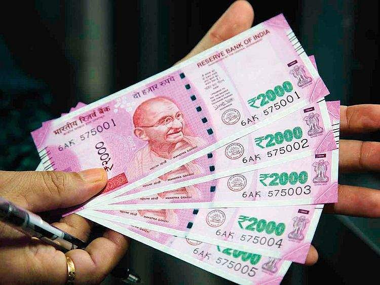 നേതാവിന്റെ നേതൃത്വത്തില്‍ മണി ചെയിന്‍ തട്ടിപ്പ്; നഷ്ടം മൂന്നുകോടി, നടപടിയുമായി സിപിഎം