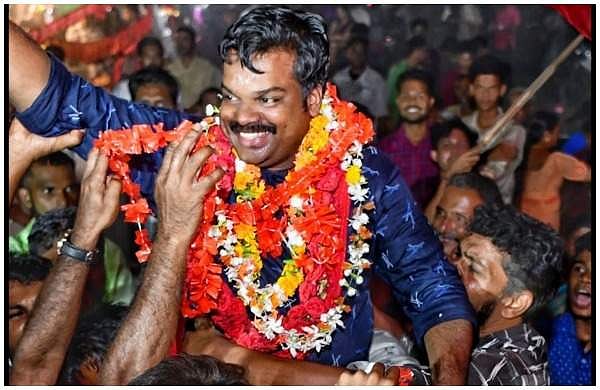 അടൂര് പ്രകാശിന്റെ കോട്ട പൊളിച്ചടുക്കി ചെങ്കൊടി നാട്ടി ജനീഷ് കുമാര്; കോന്നി ചുവക്കുന്നത് 23വര്ഷങ്ങള്ക്ക് ശേഷം
