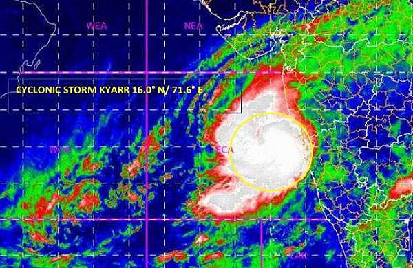 അറബിക്കടലിൽ ന്യൂനമർദം ചുഴലിക്കാറ്റായി, കനത്ത മഴയ്ക്കു സാധ്യത; മുന്നറിയിപ്പ്