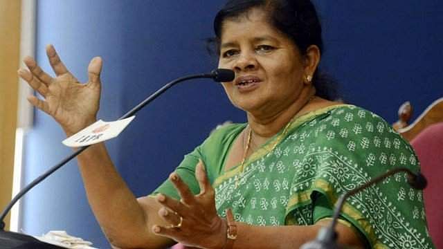 വാളയാര്‍ കേസ്: വീഴ്ച പറ്റിയെന്ന് മുഖ്യമന്ത്രിക്ക് ബോധ്യമായി, അതുകൊണ്ടാണ് ന്യായീകരിക്കാത്തത്: മന്ത്രി മേഴ്‌സിക്കുട്ടിയമ്മ