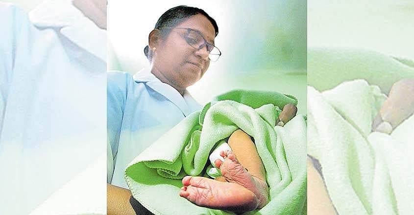 'അള്ളാഹു തന്നതാണെന്നു കരുതി നിങ്ങള് ഇതിനെ നോക്കണം'; പള്ളിവളപ്പില് നവജാത ശിശു; ഏറ്റെടുത്ത് ശിശുക്ഷേമ സംരക്ഷണസമിതി