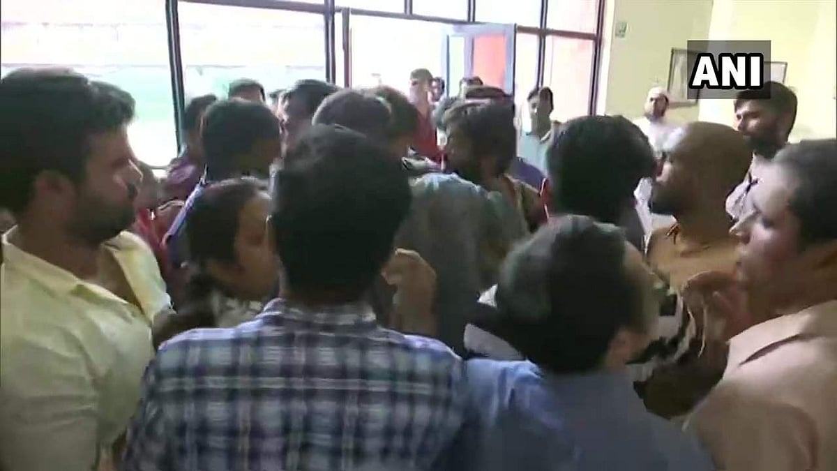 കശ്മീര്‍: ജെഎന്‍യുവില്‍ എബിവിപി-എഐഎസ്എ സംഘര്‍ഷം