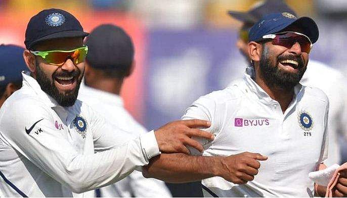 ഇത് ഒന്നാം ഇന്നിങ്‌സാണോ? അതോ രണ്ടാം ഇന്നിങ്‌സോ? ഫോട്ടോകോപ്പിയുമായി ഇഷാന്തും ഉമേഷ് യാദവും 