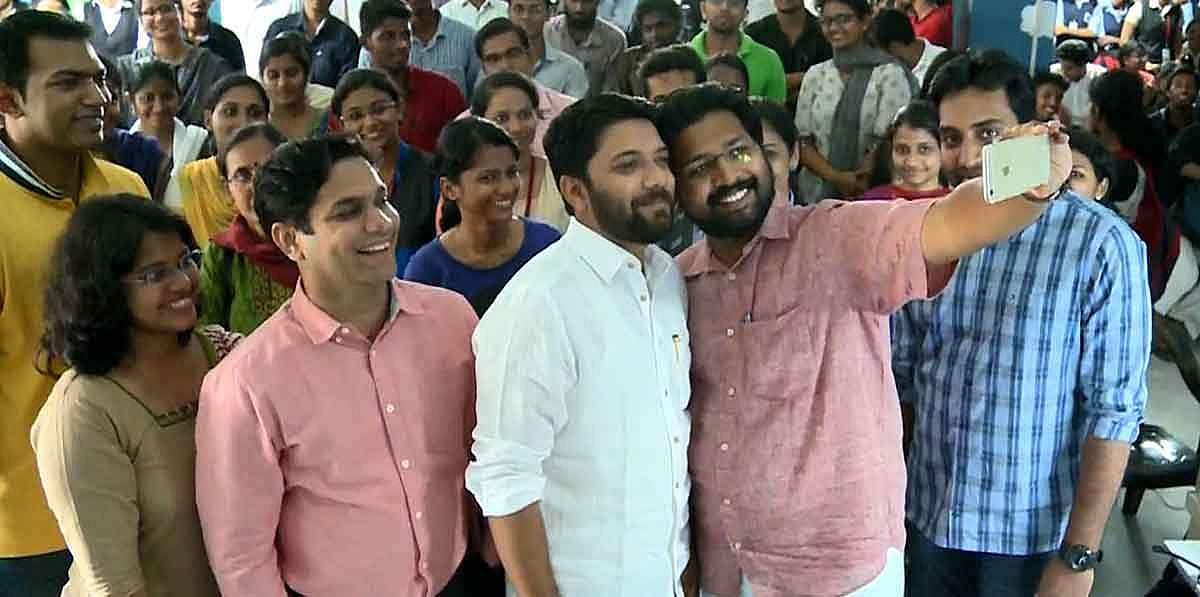 'ഇവരുടെ കയ്യില്‍ യൂത്ത് കോണ്‍ഗ്രസ് ഏല്‍പിച്ച് കൊടുക്കാന്‍ ഗ്രൂപ്പ് മുതലാളിമാര്‍ തീരുമാനിച്ചാല്‍ യൂത്ത് കോണ്‍ഗ്രസ് ചത്ത് തന്നെ കിടക്കും'