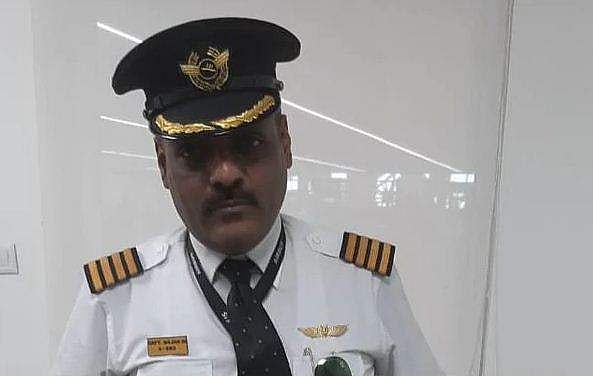 വിമാനത്താവളത്തില്‍ നീണ്ട ക്യൂ, സുരക്ഷാ പരിശോധന; രക്ഷപ്പെടാന്‍ പൈലറ്റ് വേഷം; ടിക് ടോക് താരം പിടിയില്‍