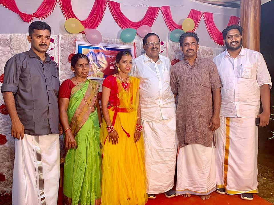 അന്ന് ഏറ്റുമുട്ടല്‍, ഇന്ന് കാസര്‍കോടുകാരുടെ മനസ് നിറച്ച് നേതാക്കള്‍; ശങ്കര്‍ റേയുടെ മകള്‍ക്ക് ആശംസ നേര്‍ന്ന് ഉണ്ണിത്താന്‍ 