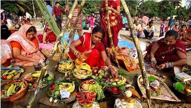 സഹോദരിയെ പൂജയ്ക്ക് ക്ഷണിച്ചില്ല; യുവാവിനെ തല്ലിക്കൊന്നു; യുവതിയും സംഘവും അറസ്റ്റില്‍