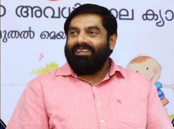മണ്ണു തിന്നല്‍ വിവാദം : എസ് പി ദീപക്കിനെതിരെ സിപിഎം നടപടി ; ലോക്കല്‍ കമ്മിറ്റിയിലേക്ക് തരംതാഴ്ത്തി