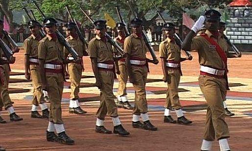 എഡിജിപിയെ സല്യൂട്ട് ചെയ്തില്ല; 20 പൊലീസുകാര്‍ക്ക് സല്യൂട്ട് ശിക്ഷ