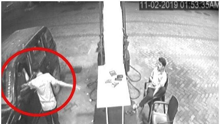 മലപ്പുറത്ത് ആഡംബരകാറിലെത്തിയ സംഘം 3500 രൂപയ്ക്ക് ഡീസലടിച്ചു, പണത്തിന് പകരം വ്യാജകാര്‍ഡ് നല്‍കി, തട്ടിപ്പ് മനസിലാക്കിയപ്പോള്‍ മുങ്ങി 