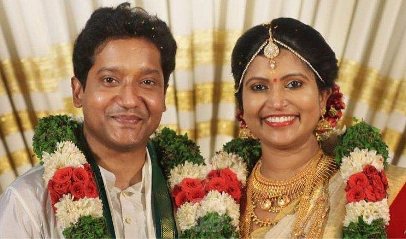 വാലന്റൈന്‍സ് ഡേയില്‍ യുവ ഐഎഎസുകാര്‍ക്ക് പ്രണയസാഫല്യം 