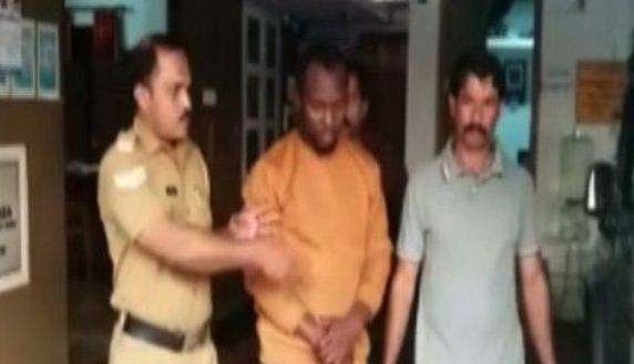 കടലാസ് ഡോളറാക്കുന്ന രാസലായനി നല്‍കാമെന്ന് വിശ്വസിപ്പിച്ച് കോടികൾ തട്ടി; നൈജീരിയന്‍ സംഘത്തിലെ പ്രധാനി അറസ്റ്റിൽ