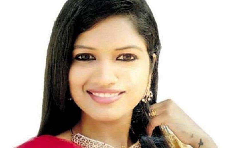 കാമുകൻ ചതിച്ചുവെന്ന് അമ്മയ്ക്ക് വാട്ട്സാപ്പ് സന്ദേശം; യുവനടി ജീവനൊടുക്കി