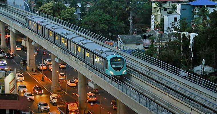 കൊച്ചിക്ക് ഓണസമ്മാനമായി മെട്രോ തൈക്കൂടത്തേക്ക് ; ഉദ്ഘാടനം ചൊവ്വാഴ്ച ?; ഇന്നും നാളെയും സുരക്ഷാപരിശോധന