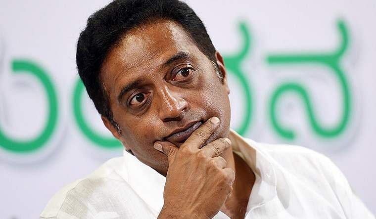 പാര്ട്ടി അംഗത്വമെടുത്താല് തിരഞ്ഞെടുപ്പില് കൂടെ നില്ക്കാം; പ്രകാശ് രാജിന് പിന്തുണ വാഗ്ദാനം ചെയ്ത് കോണ്ഗ്രസ്