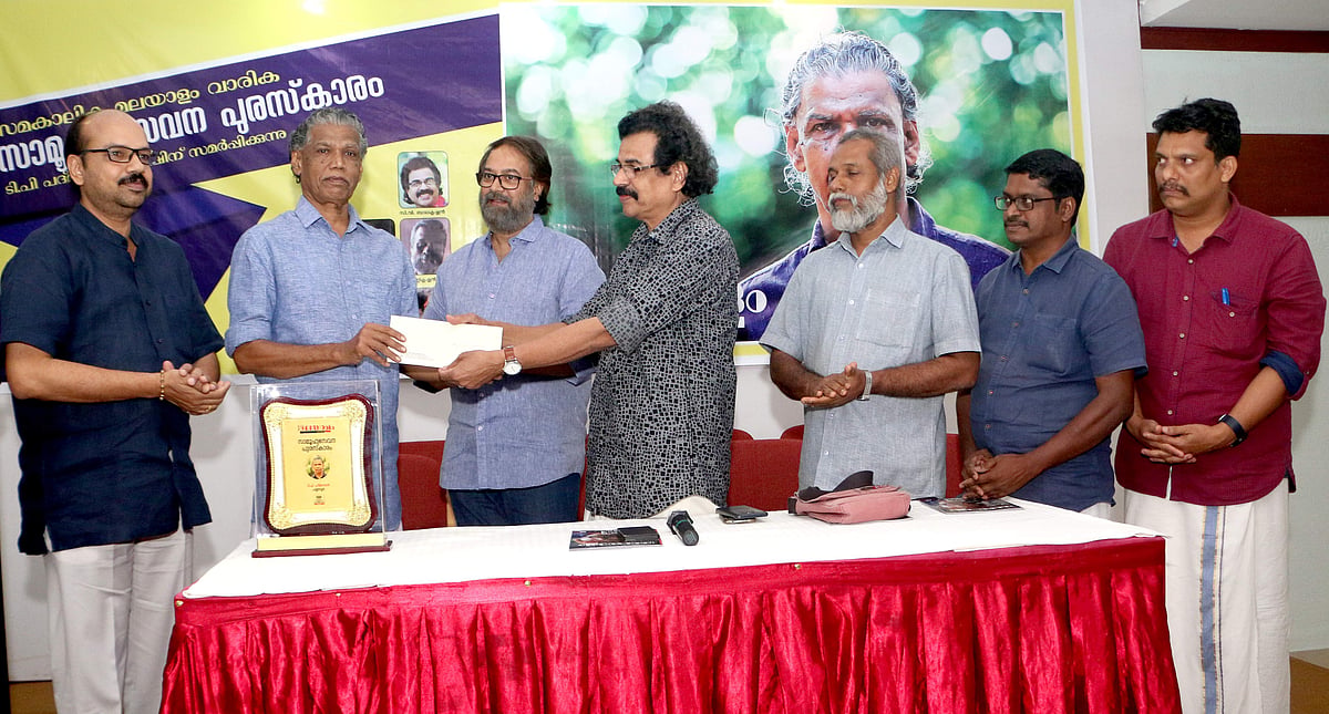'വികസനത്തെക്കുറിച്ചുള്ള വായ്ത്താരികളല്ല, മറിച്ച് നിലനില്‍പ്പിന്റെ മാനിഫെസ്റ്റോയ്ക്കായുള്ള നിര്‍ദേശങ്ങള്‍'