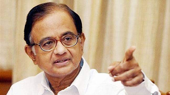അയോധ്യയും ശബരിമലയും കൂട്ടിക്കലര്ത്തരുത്: ഒന്ന് വിശ്വാസവും രണ്ടാമത്തേത് ആചാരവുമാണെന്ന് പി ചിദംബരം