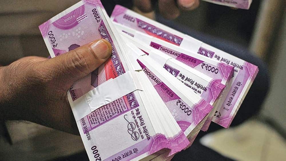 50,000 രൂപയില്‍ കൂടുതല്‍ കൈവശം വെക്കുന്നവര്‍ ജാഗ്രതൈ ; ഇത് തെരഞ്ഞെടുപ്പ് കാലം