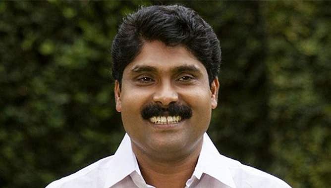 എതിര്സ്ഥാനാര്ത്ഥിയെ പിന്വലിക്കാന് ഇടതുപക്ഷം തയ്യാറാകുമോ?; രാഹുല് രാജ്യത്തെ ഏറ്റവും വലിയ ഭൂരിപക്ഷത്തില് വിജയിക്കുമെന്ന് ടി സിദ്ദിഖ്