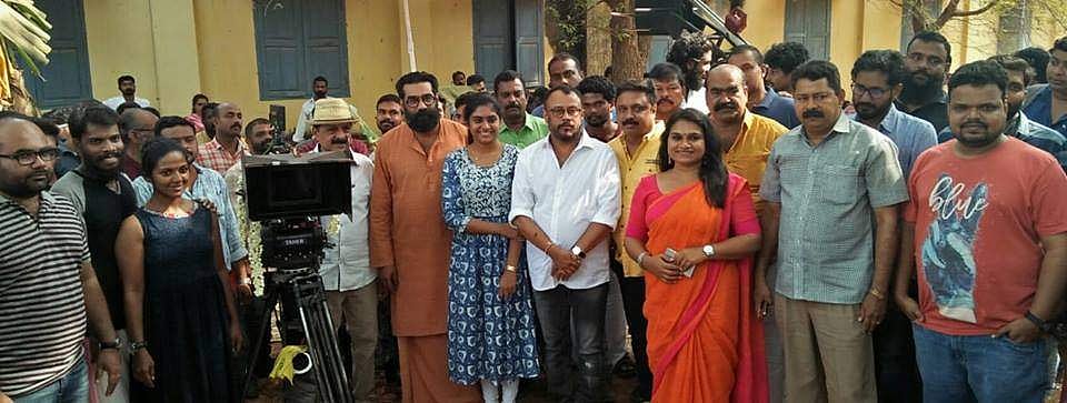 നിങ്ങളുടെ പ്രാര്‍ത്ഥനകളില്‍ എന്നെയും ഓര്‍ക്കുമല്ലോ; ലാല്‍ ജോസ് ചിത്രത്തിന്റെ ഷൂട്ടിങ് തുടങ്ങി, നിമിഷയും ബിജു മേനോനും പ്രധാനകഥാപാത്രങ്ങള്‍