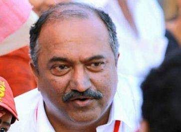കെഎൻ ബാലഗോപാലിനെതിരെ യുഡിഎഫ് തെരഞ്ഞെടുപ്പ് കമ്മീഷന് പരാതി നൽകി 