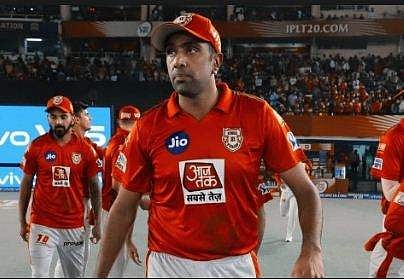 തോൽവിക്ക് പിന്നാലെ മറ്റൊരു തിരിച്ചടി; അശ്വിന് നഷ്ടമാകുന്നത് 12 ലക്ഷം രൂപ