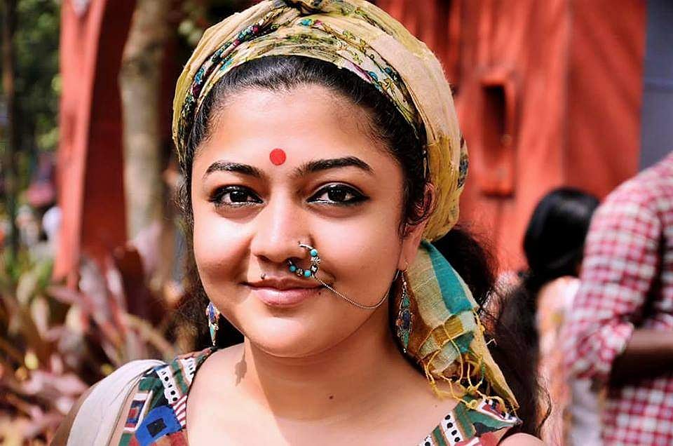 ആര്‍ത്തവമായതിനാല്‍ ടോയ്‍ലറ്റില്‍ പോവണ്ടത് അത്യാവശ്യമായിരുന്നു; ബസ് നിര്‍ത്തണമെന്ന് ആവശ്യപ്പെട്ടിട്ടും നിര്‍ത്തി തന്നില്ല; കല്ലടയിലെ ദുരനുഭവം വിവരിച്ച് അരുന്ധതിയുടെ കുറിപ്പ്