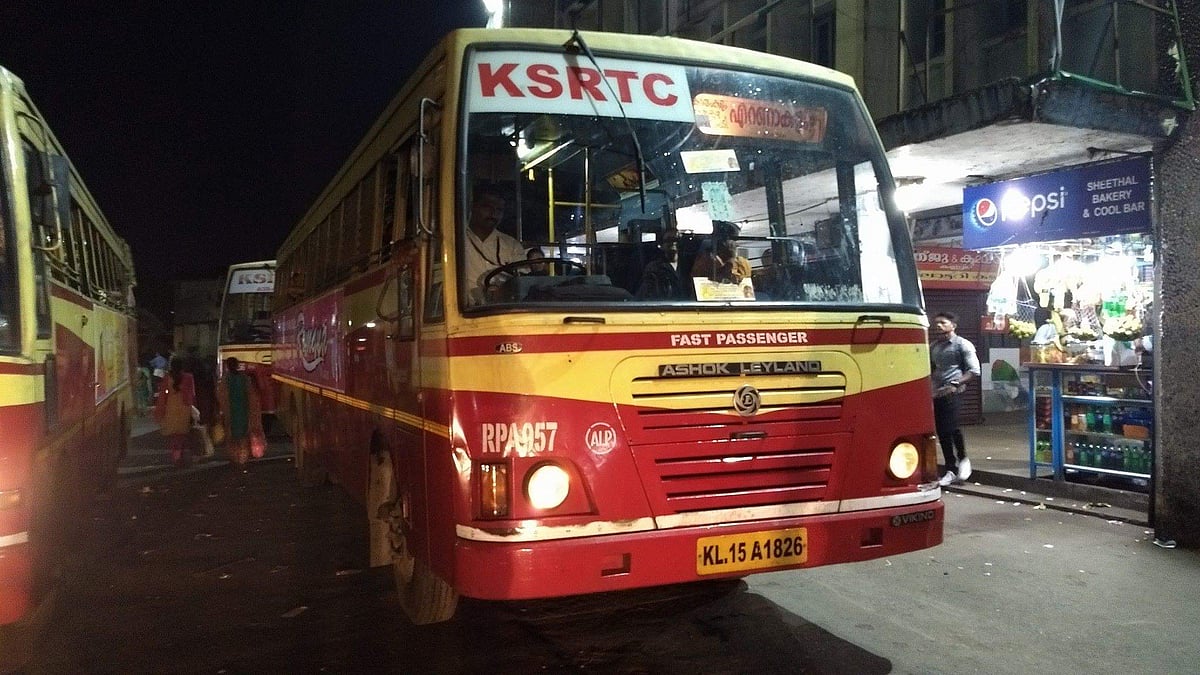 കെഎസ്ആര്ടിസി ബസ്സില് യുവതിയുടെ 15 പവന്റെ ആഭരണം കവര്ന്നു
