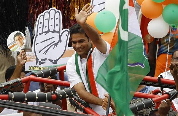 ഹൈബിയുടെ ഭൂരിപക്ഷം 50,000 കടക്കും; 80,000 വരെ എത്താമെന്നും യുഡിഎഫ് അവലോകന യോഗം