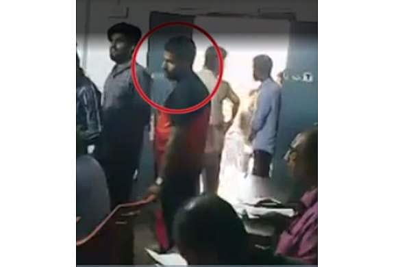 വീണ്ടും കള്ളവോട്ട് ആരോപണം: കല്യാശേരിയില്‍ ലീഗ് പ്രവര്‍ത്തകര്‍ കള്ളവോട്ട് ചെയ്തു; പരാതിയുമായി സിപിഎം