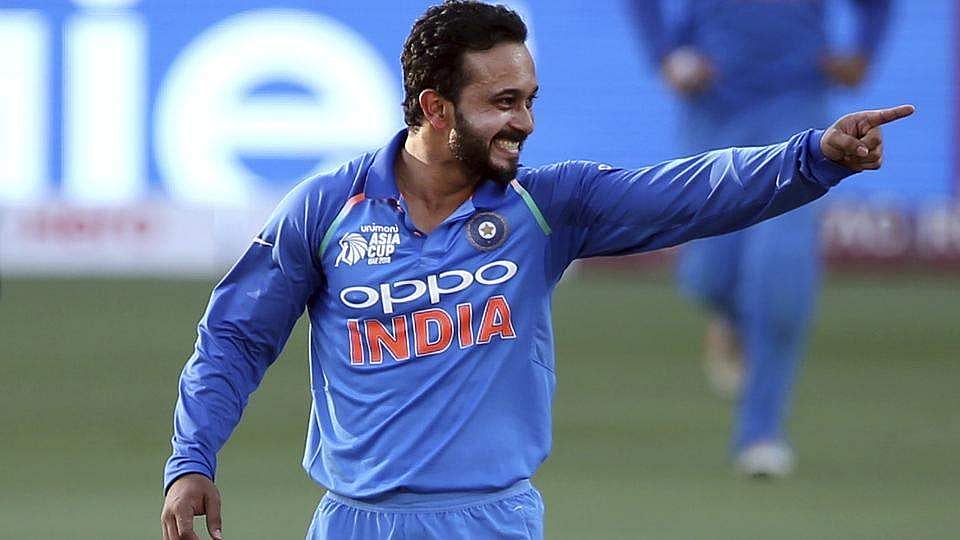 കേദാറിന്റെ പരുക്ക്; പുറത്തുവരുന്നത് ആശ്വസിക്കാവുന്ന റിപ്പോർട്ടുകൾ; ഇന്ത്യൻ ടീം 22ന് ഇംഗ്ലണ്ടിലേക്ക് പറക്കും