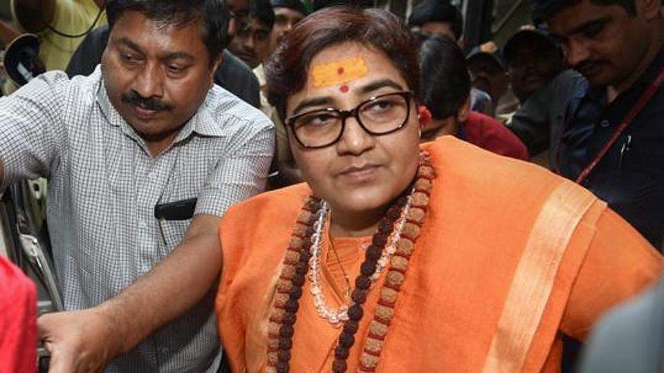 ​ഗോഡ്സെ രാജ്യ സ്നേഹി; മാ​പ്പു പ​റ​യാ​തെ പ്രജ്ഞ സിങ് താക്കൂർ; താൻ പാർട്ടിക്കൊപ്പമെന്ന്