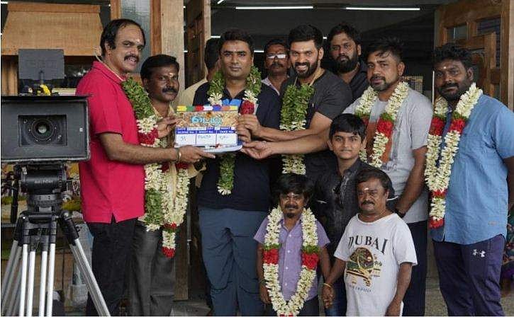 ആര്യയും സയേഷ്യയും വീണ്ടും ക്യാമറയ്ക്ക് മുന്നില്‍; വിവാഹശേഷം ഒന്നിക്കുന്ന ആദ്യ ചിത്രം 'ടെഡ്ഡി', പൂജാചിത്രങ്ങള്‍ പുറത്ത് 