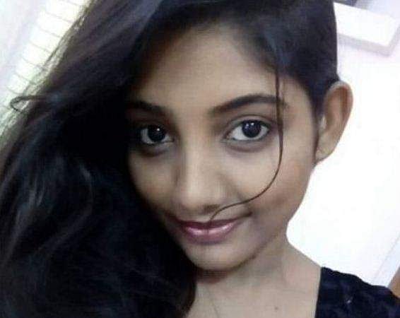കൂട്ടുകാരിയുടെ വീട്ടിൽ പോകാനിറങ്ങിയ യുവതിയുടെ മൃത​​ദേഹം പല്ലന ആറ്റിൽ 