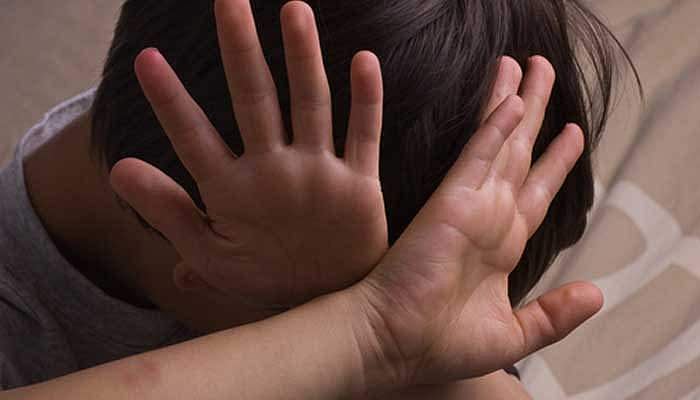 എ പ്ലസ് കുറഞ്ഞതിന് മകനെ മണ്‍വെട്ടി കൊണ്ട് അടിച്ച സംഭവത്തിന് പിന്നില്‍ അറിയാക്കഥകള്‍; കൈവിട്ടുപോയത് ഭര്‍ത്താവിനെ പാഠം പഠിപ്പിക്കാനുള്ള ഭാര്യയുടെ പരാതി 