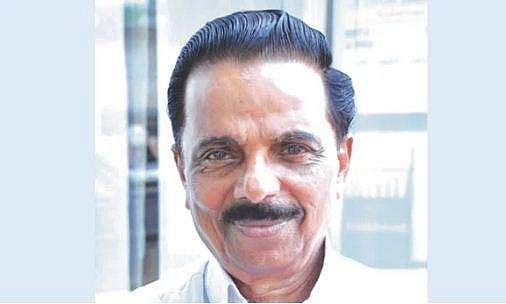 ഉണ്ണിത്താന്റെ സ്വീകരണച്ചടങ്ങിനിടെ കോൺ​ഗ്രസ് നേതാവ് കുഴഞ്ഞുവീണ് മരിച്ചു