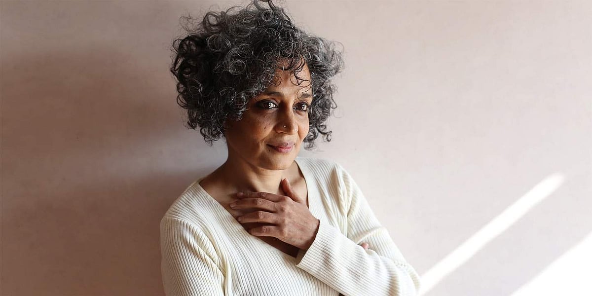 അരുന്ധതി റോയിയുടെ തെരഞ്ഞെടുപ്പ് വിഡംബനം: ടിപി രാജീവന് എഴുതുന്നു