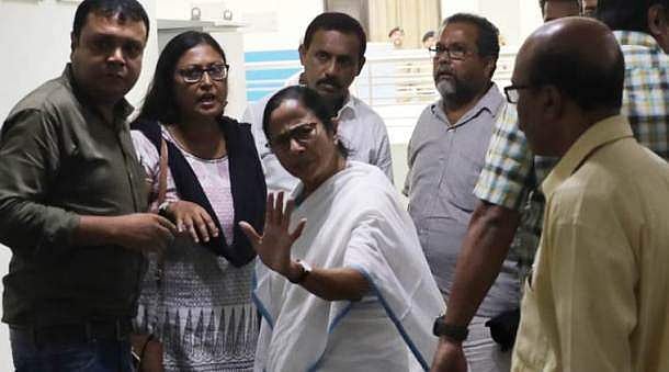 ആവശ്യങ്ങള്‍ അംഗീകരിച്ച് മമത: ബംഗാളില്‍ ഡോക്ടര്‍മാരുടെ സമരം പിന്‍വലിച്ചു