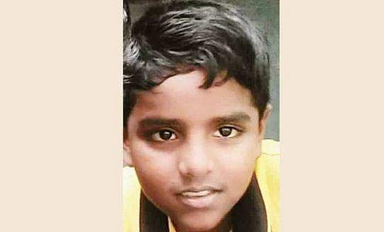 കളിക്കിടെ പ്ലാസ്റ്റിക് കയർ കഴുത്തിൽ കുരുങ്ങി 10 വയസുകാരൻ മരിച്ചു