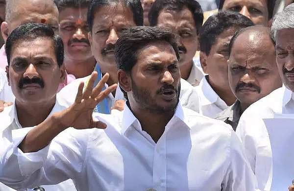 പഴയ മുഖ്യമന്ത്രിയുടെ ഓഫീസ് പൊളിച്ചുനീക്കാന്‍ ഉത്തരവിട്ട് ജഗന്‍