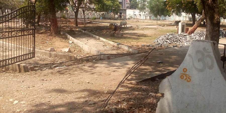 അയോധ്യയില്‍ നിന്ന് മതമൈത്രിയുടെ സന്ദേശം; മുസ്ലീം ഖബറിസ്ഥാന് ഭൂമി വിട്ടുനല്‍കി ഹിന്ദുക്കള്‍ 
